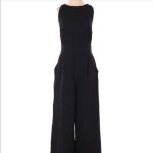 TAHARI gorgeous jumpsuit!